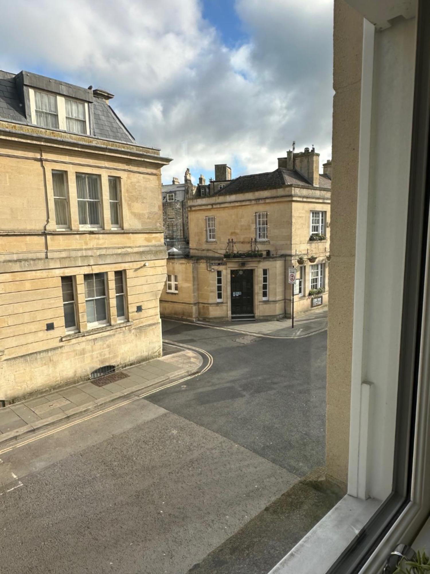 Contemporary Pied A Terre In The Heart Of Bath Apartamento Exterior foto
